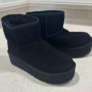 UGG Black Classic Mini platform boots